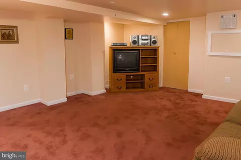 Living - 648 E Street St NE, Washington, DC 20002 photo 2 of 2