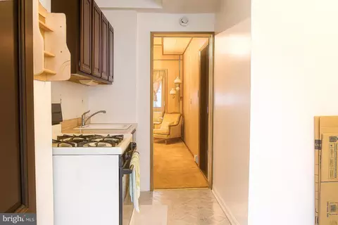 Entry Way - 648 E Street St NE, Washington, DC 20002 photo 3 of 6
