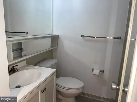 1245 4th St SW #E108, Washington, DC 20024 photo 8