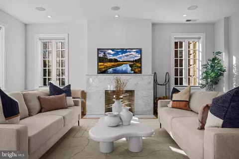 1901 Wyoming Ave NW #11, Washington, DC 20009