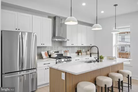 9 Girard St NE, Washington, DC 20002 photo 11