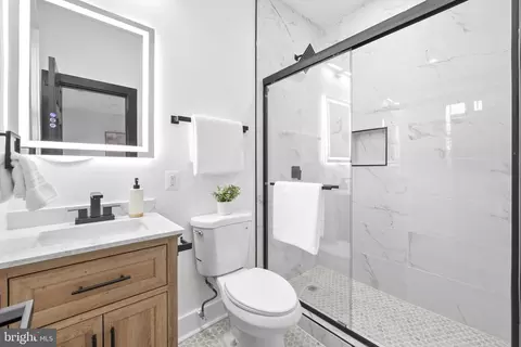 9 Girard St NE, Washington, DC 20002 photo 25