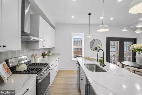 9 Girard St NE, Washington, DC 20002 photo 14