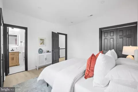 9 Girard St NE, Washington, DC 20002 photo 24