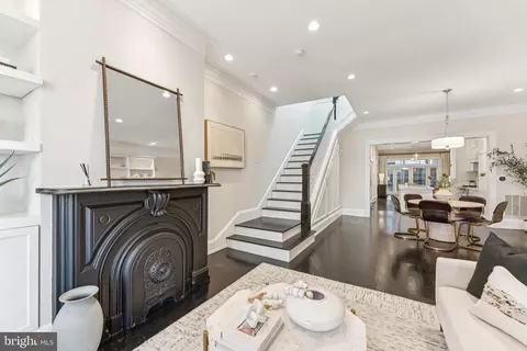1618 Corcoran St NW, Washington, DC 20009
