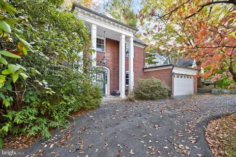 4731 30th St NW, Washington, DC 20008