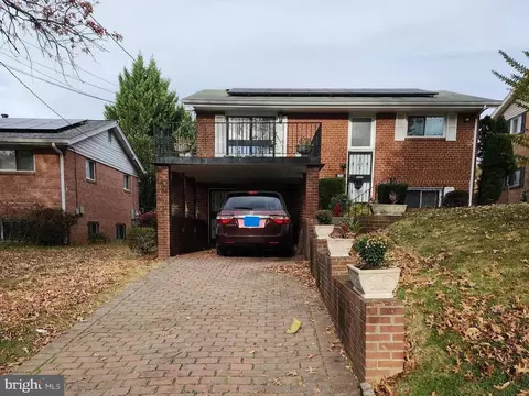 3212 Highwood Dr SE, Washington, DC 20020