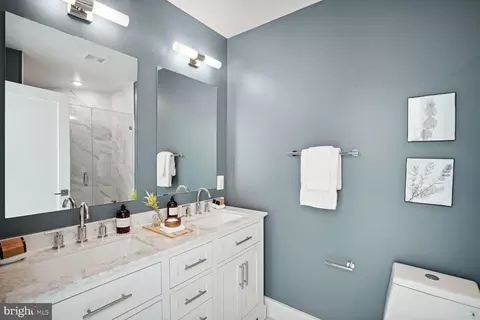 901 19th St NE #PH1, Washington, DC 20002 photo 25
