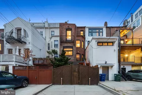 Exterior - 2012 R St NW, Washington, DC 20009 photo 7 of 8