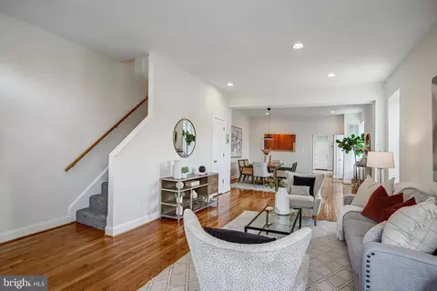 15 Todd Pl NE, Washington, DC 20002 photo 4