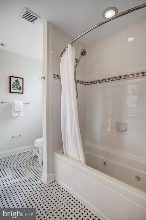 15 Todd Pl NE, Washington, DC 20002 photo 24