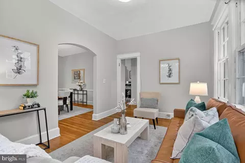 4214 37th St NW, Washington, DC 20008 photo 12