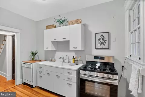 4214 37th St NW, Washington, DC 20008 photo 15