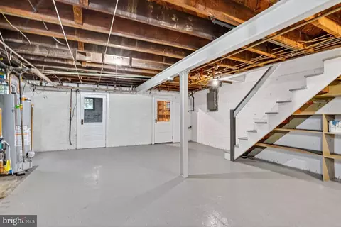 4214 37th St NW, Washington, DC 20008 photo 28