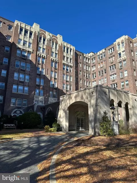 4000 Cathedral Ave NW #249 B, Washington, DC 20016