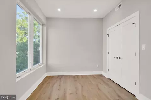 Bedroom - 1915 Benning Rd Road Ne 8 Rd NE #8 (THIRD ), Washington, DC 20002 photo 2 of 2