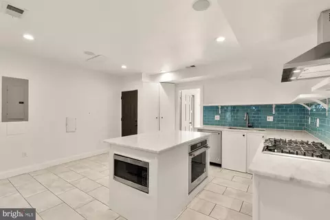 Kitchen - 1210 Meigs Pl NE, Washington, DC 20002 photo 6 of 7