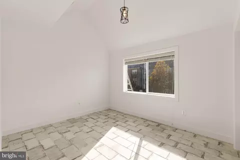 Bedroom - 1210 Meigs Pl NE, Washington, DC 20002 photo 1 of 3
