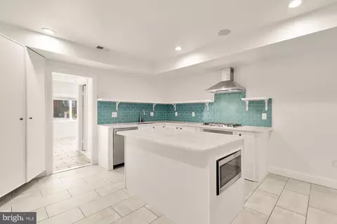 Kitchen - 1210 Meigs Pl NE, Washington, DC 20002 photo 3 of 7