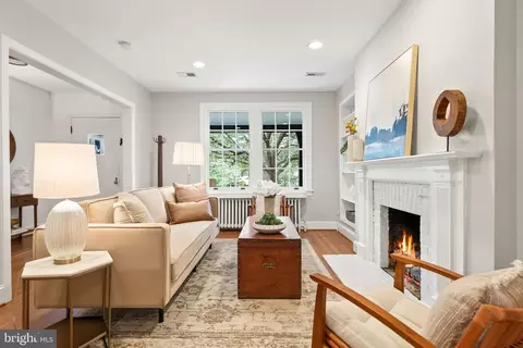 3819 T St NW, Washington, DC 20007