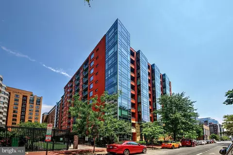 1117 10th St NW #301, Washington, DC 20001