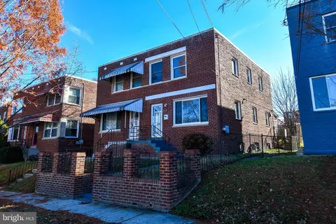 813 Jefferson St NE, Washington, DC 20011