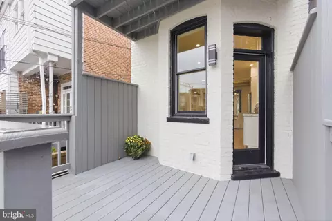 Exterior - 1319 E Capitol St SE, Washington, DC 20003 photo 2 of 4