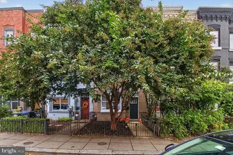 Exterior - 1027 6th St NE, Washington, DC 20002 photo 5 of 7