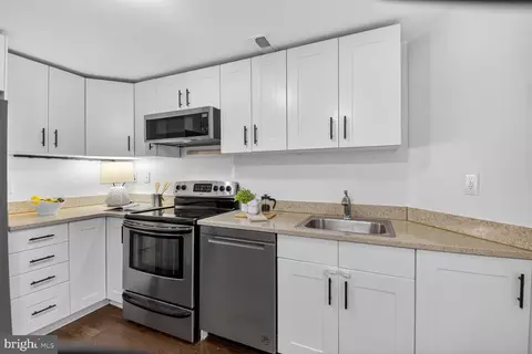 Kitchen - 1027 6th St NE, Washington, DC 20002 photo 3 of 3