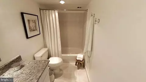 Bath - 1915 Benning Rd NE UNIT 4 FIRST, Washington, DC 20002 photo 2 of 2