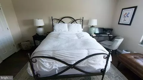 Bedroom - 1915 Benning Rd NE UNIT 4 FIRST, Washington, DC 20002 photo 2 of 2