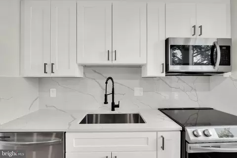 Kitchen - 1915 Benning Rd NE UNIT 4 FIRST, Washington, DC 20002 photo 1 of 1