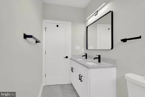 Entry Way - 1915 Benning Rd NE UNIT 4 FIRST, Washington, DC 20002 photo 1 of 2