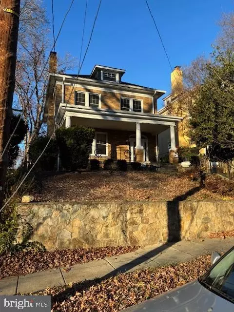 1817 Varnum St NW, Washington, DC 20011