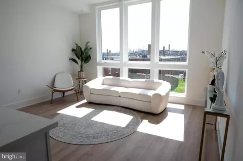 2105 M St NE #11, Washington, DC 20002