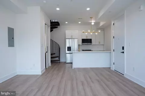 Living - 2105 M St NE #12, Washington, DC 20002 photo 4 of 6