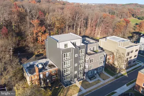 View/Area - 2105 M St NE #15, Washington, DC 20002 photo 1 of 4