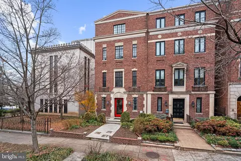1806 24th St NW, Washington, DC 20008