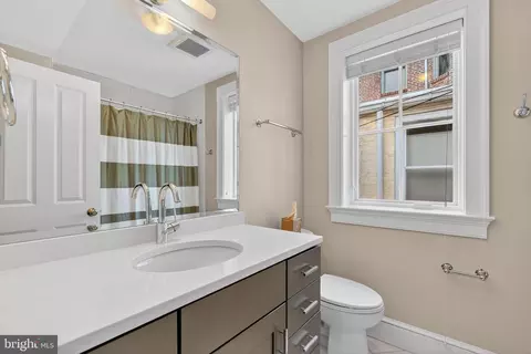 114 4th St NE, Washington, DC 20002 photo 22