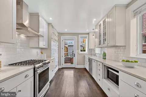 114 4th St NE, Washington, DC 20002 photo 9