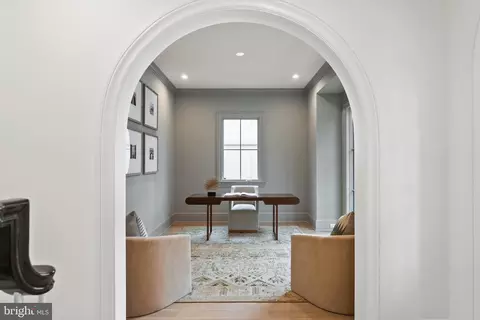 Entry Way - 4905 Van Ness St NW, Washington, DC 20016 photo 2 of 4