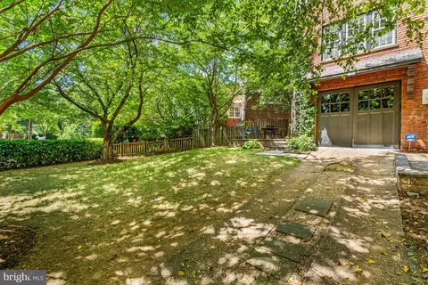 Exterior - 4452 Q St NW, Washington, DC 20007 photo 5 of 6