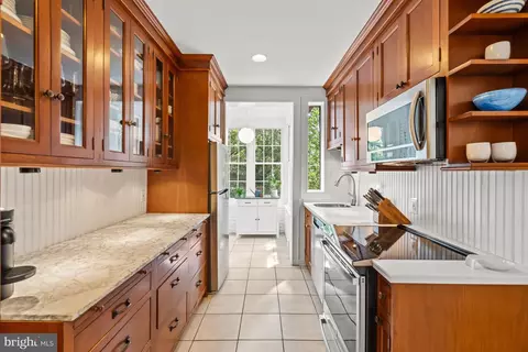 Entry Way - 4452 Q St NW, Washington, DC 20007 photo 1 of 2