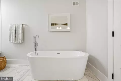 Bath - 750 13th St SE, Washington, DC 20003 photo 2 of 4