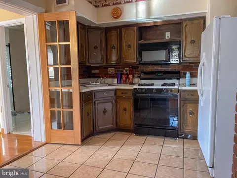 829 Oglethorpe St NE, Washington, DC 20011 photo 8