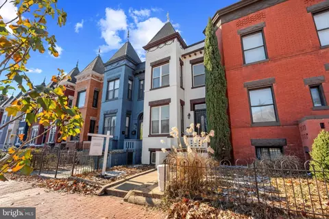 1018 11th St NE, Washington, DC 20002