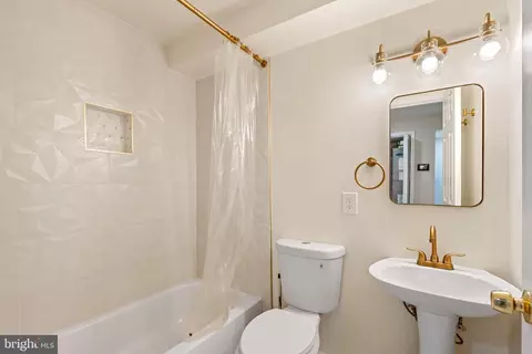 Bath - 1018 11th St NE, Washington, DC 20002 photo 3 of 3