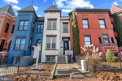 Exterior - 1018 11th St NE, Washington, DC 20002 photo 3 of 5