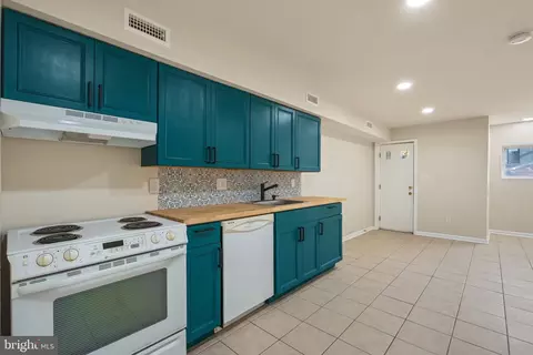 Other - 1018 11th St NE, Washington, DC 20002 photo 5 of 9