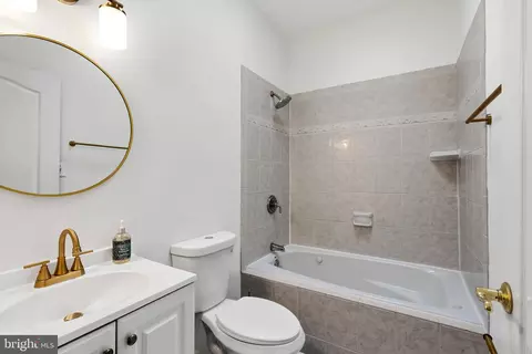Bath - 1018 11th St NE, Washington, DC 20002 photo 1 of 3